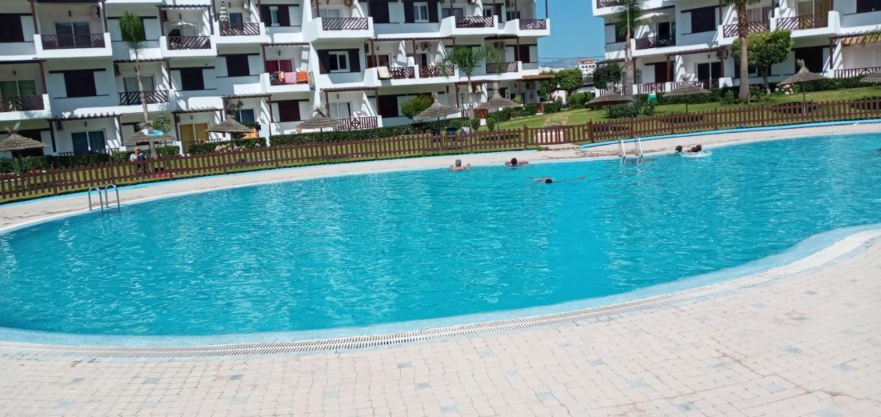 Studio De Luxe Avec Piscine Tétouan Luaran gambar