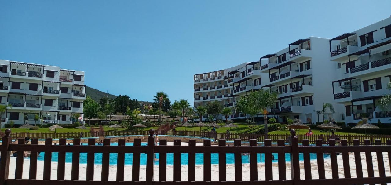 Studio De Luxe Avec Piscine Tétouan Luaran gambar