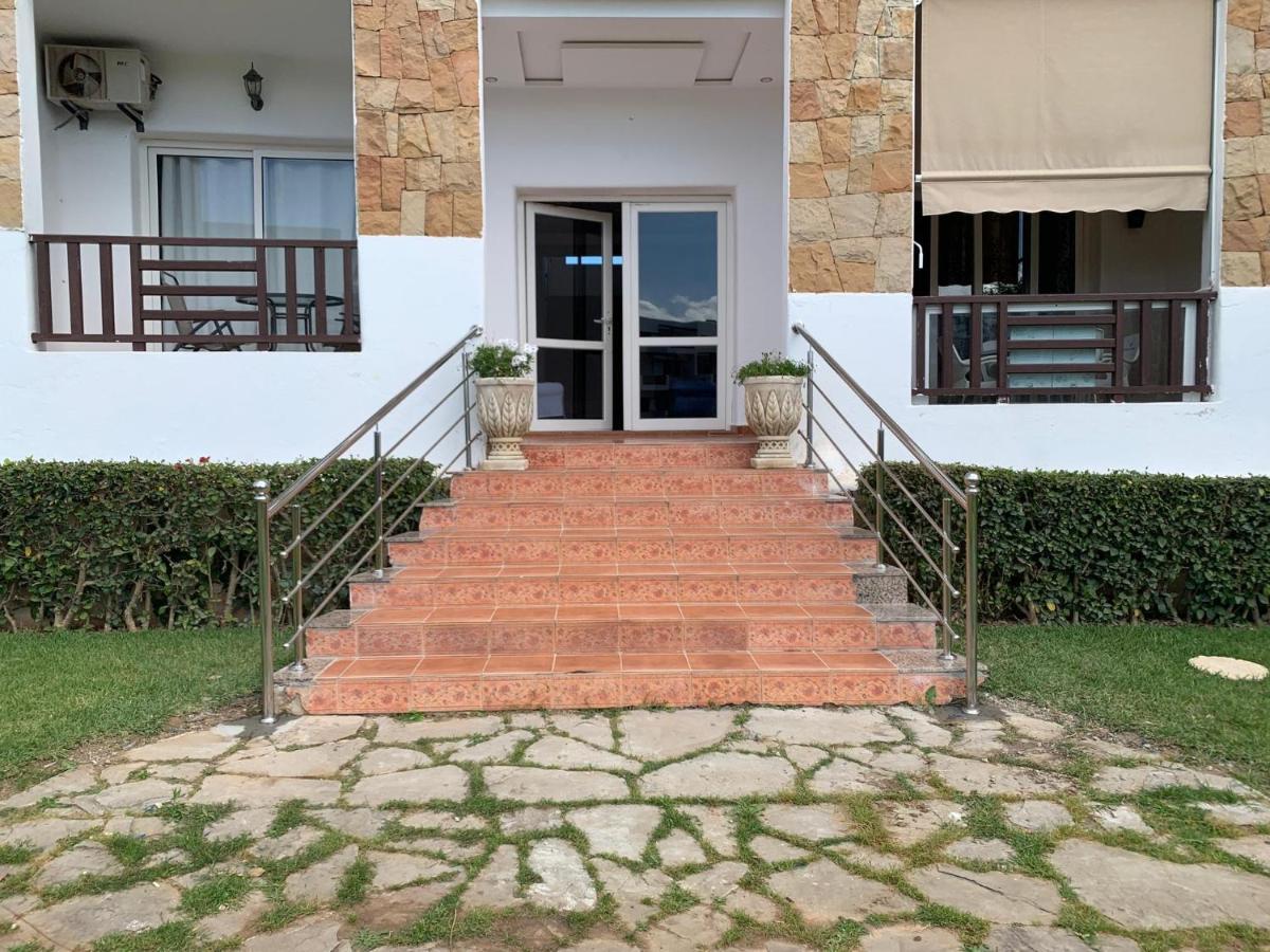 Studio De Luxe Avec Piscine Tétouan Luaran gambar