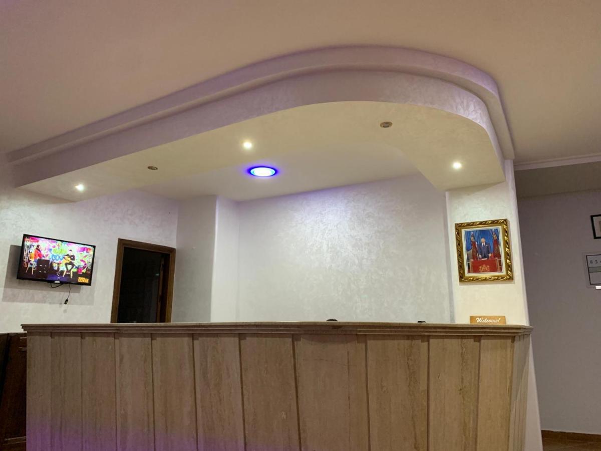Studio De Luxe Avec Piscine Tétouan Luaran gambar